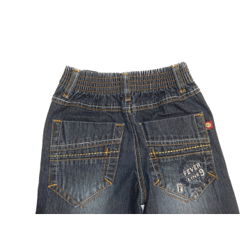 Spodnie chłopięce jeansowe <BR /> Rozmiary od 140 do 152